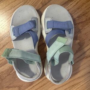 Teva zymic sandals blue purple green waterproof size 6 EUC